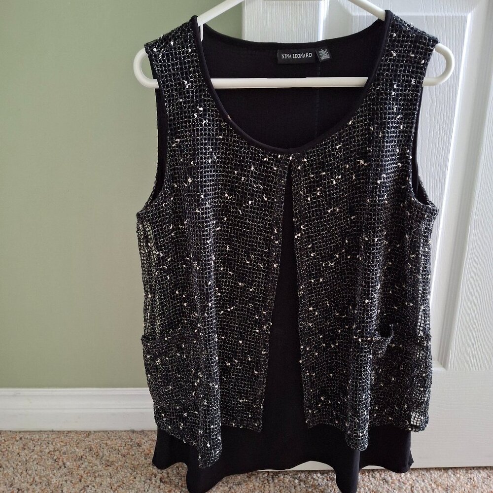 Nina Leonard Dressy top